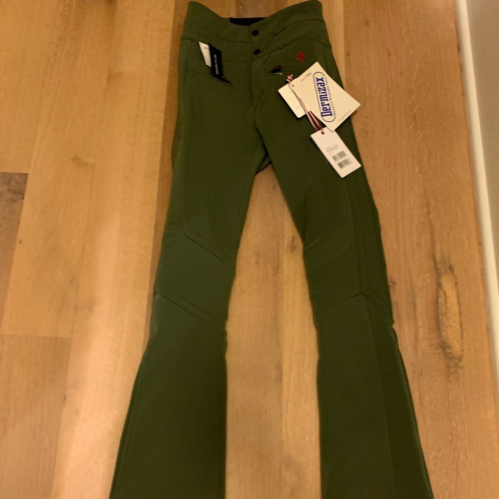 Perfect Moment Aurora High Waisted Flare ski pant. Brand new with tags.